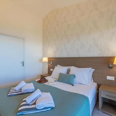 Les Terrasses De Rondinara Villa *