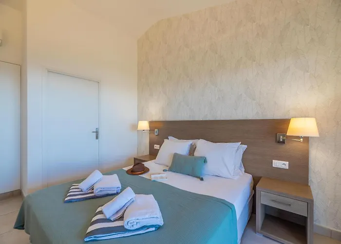 Les Terrasses De Rondinara Villa *